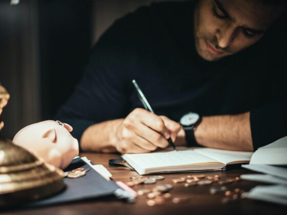 Escape Debt How to avoid debt